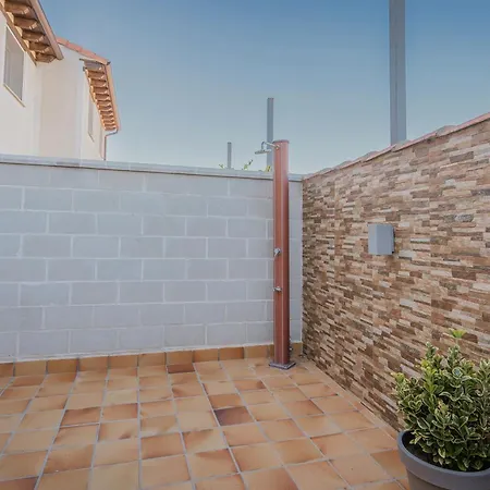 Feriehus Natillas Con V - *